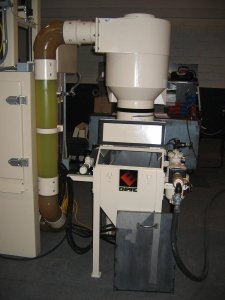 hopper duct media reclaimer